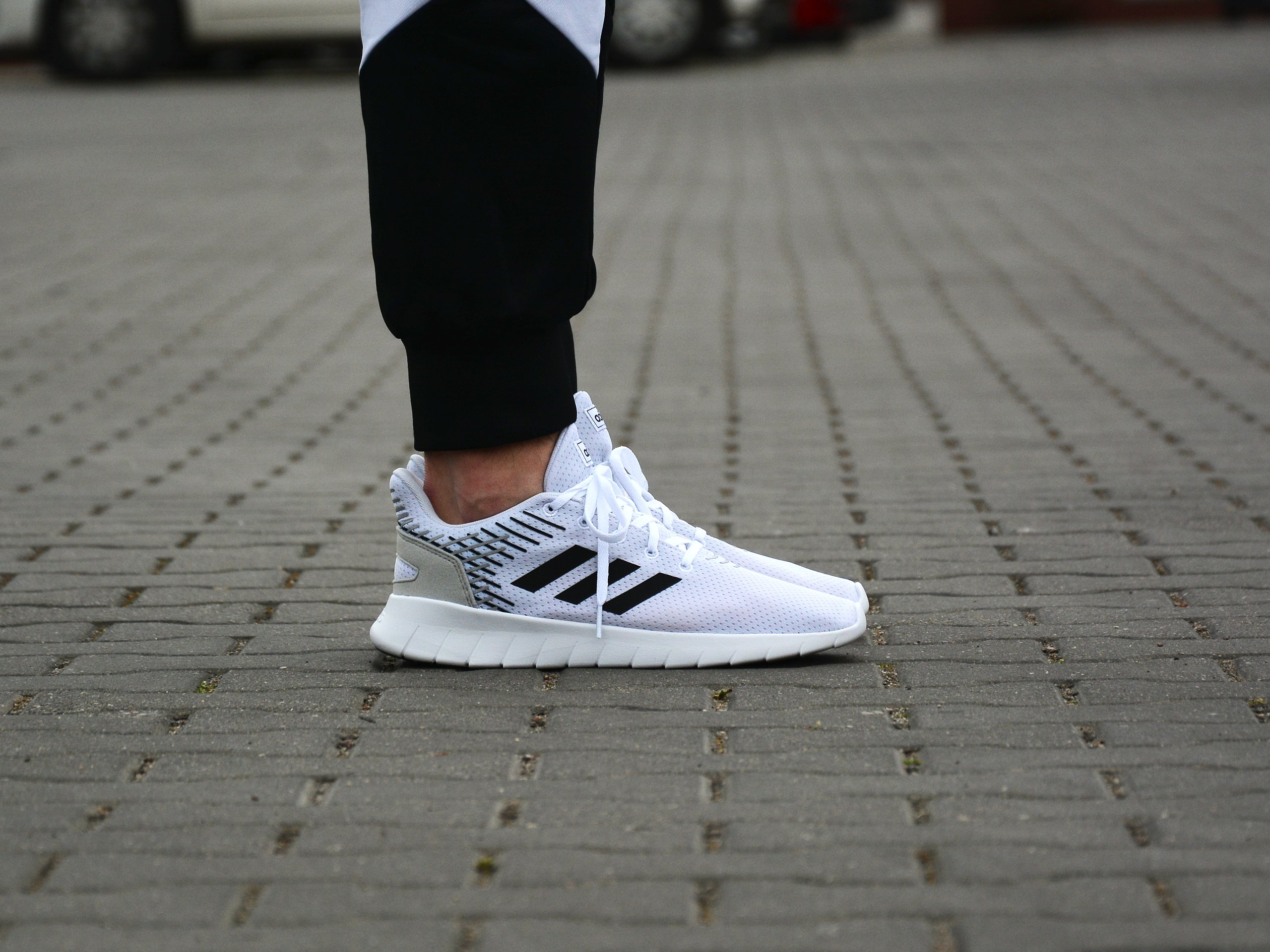 Adidas Asweerun F36332 Biały - czarny | Mens \\ Adidas | Kicks Sport - a  trusted supplier of branded sports footwear