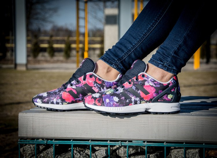 Originals zx flux grey and pink best sale