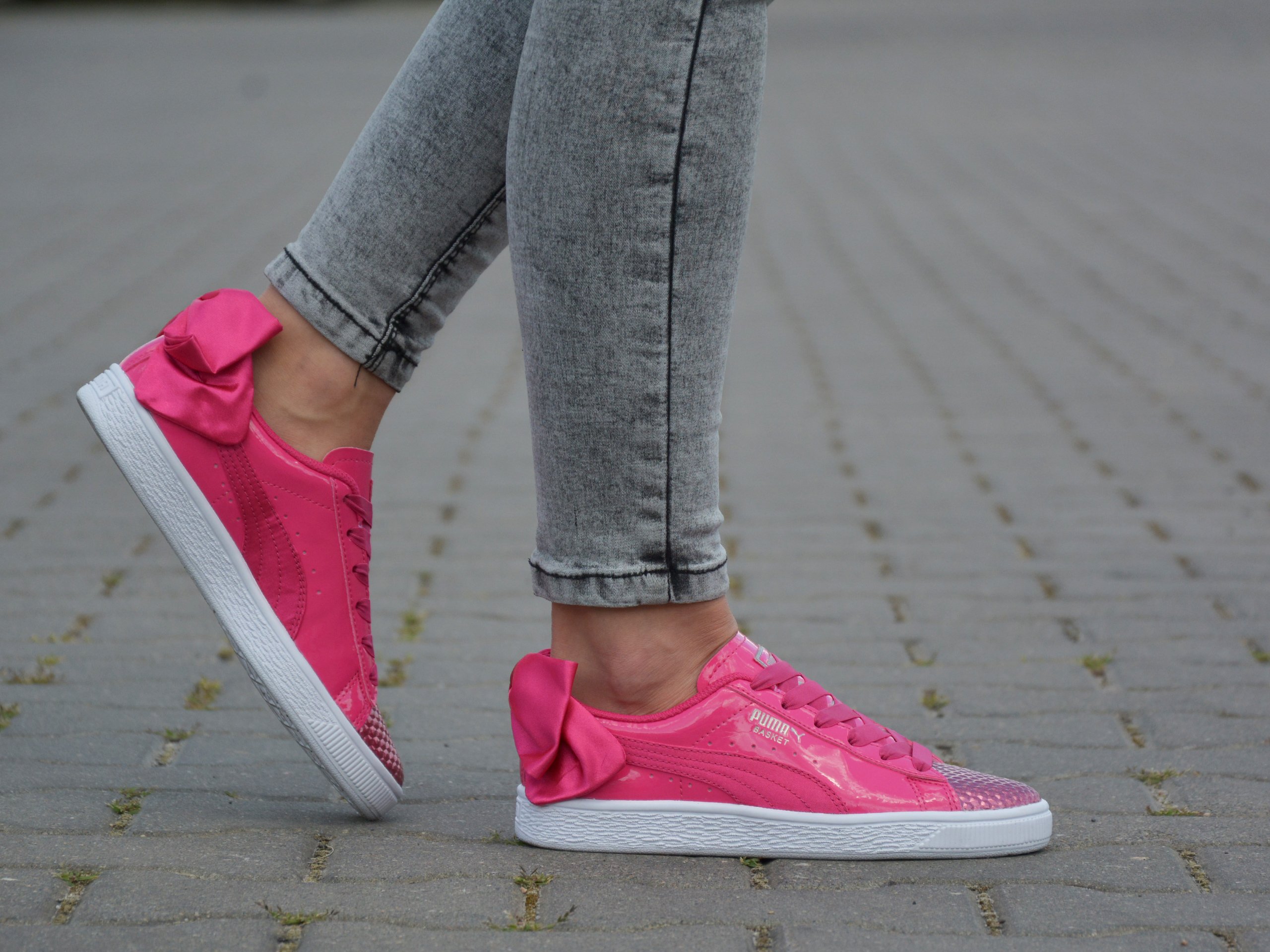 ligero Contribuir caricia Puma - Basket Bow Coated Glam 368983-02 - Sneakers - Pink | Womens \ Puma  SALE! | Kicks Sport - a trusted supplier of branded sports footwear