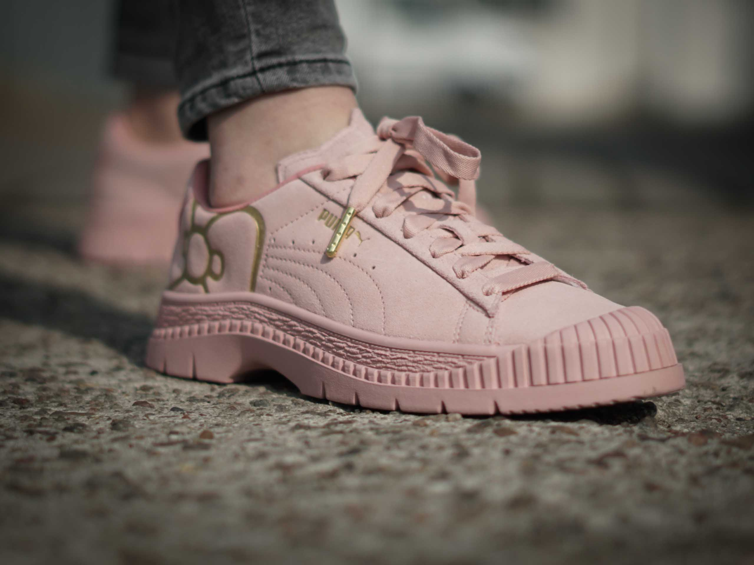 Puma hello 2025 kitty pink shoes