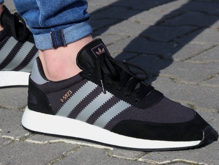 Adidas - I-5923 B27872 - Sneakers - Black / Grey