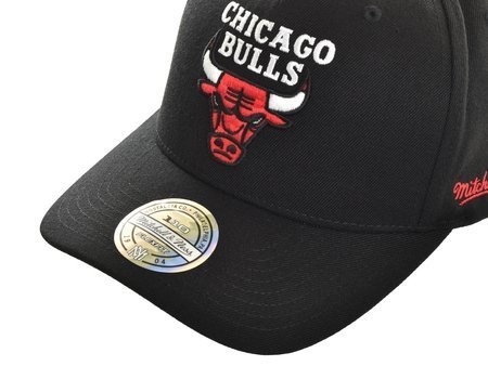 Mitchell & Ness - Chicago Bulls MN-NBA-COUR001-CHIBUL-BLK - Baseball Cap - Black