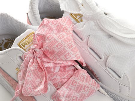 Puma - Basket Heart Reinvent 369935-01 - Sneakers - White / Pink