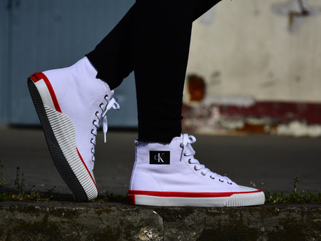 Calvin Klein - Isidora Canvas R0774 - Trainers - White / Red