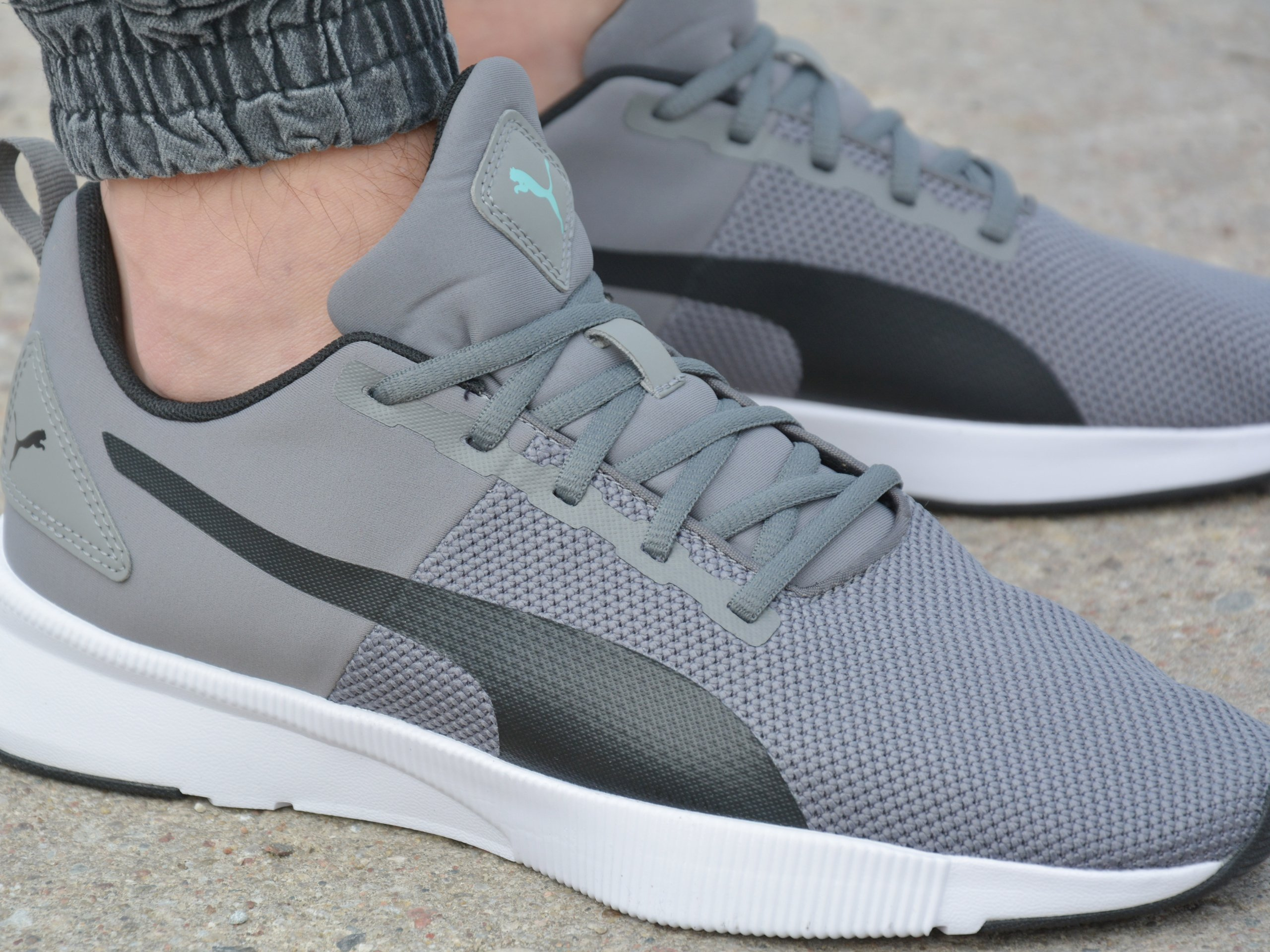 Puma - Flyer Runner 192257-10 - Sneakers - Grey | Mens