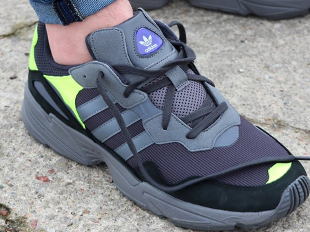 Adidas - Yung-96 F97180 - Sneakers - Black / Grey