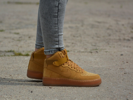 Nike - Air Force 1 High LV8 3 CK0262-700 - Sneakers - Honey
