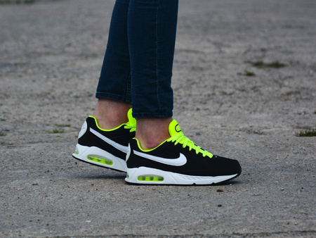 Nike - Air Max Ivo 579995-017 - Sneakers - Navy / Lime