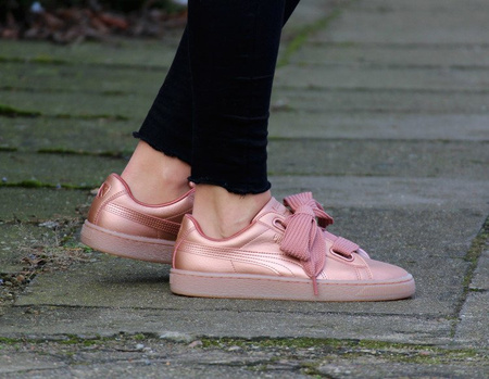 PUMA WMN'S BASKET HEART COPPER   (365463-01)