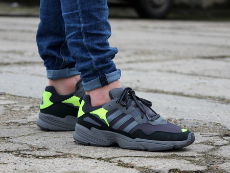 Adidas - Yung-96 F97180 - Sneakers - Black / Grey