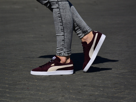 Puma - Suede Classic Wn's 355462-40 - Sneakers - Burgundy / Beige