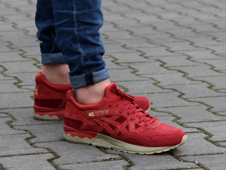 Asics - Gel Lye V Tandori Pack H7P2L-2627 - Sneakers - Red