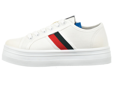  MTNG - CANVAS 3 WHITE C11753