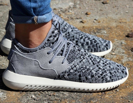 ADIDAS Tubular Entrap  (BA7100)
