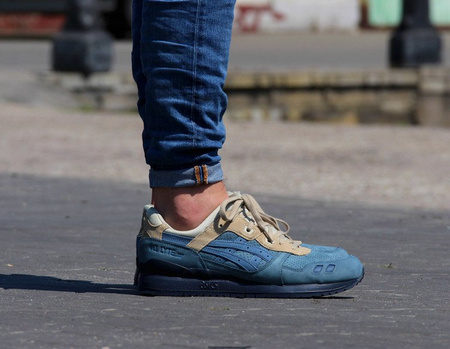 ASICS Gel Lyte III (H6W0L-4646)