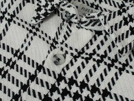 PLUS POSH - KREMOWO-CZARNY PEPITKA