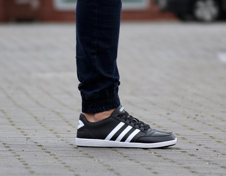 Adidas - Hoops VL AQ1539 - Sneakers - Black / White
