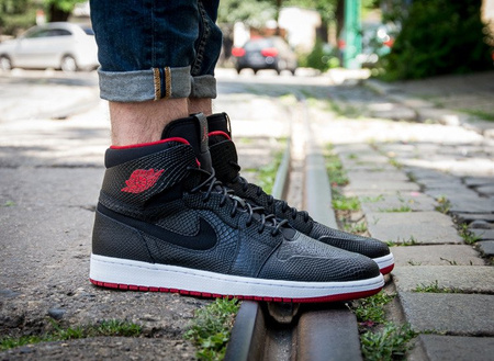 AIR JORDAN 1 RETRO HIGH NOUVEAU (819176-001)
