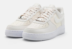 NIKE - AIR FORCE 1'07 LV8 FN5832-100