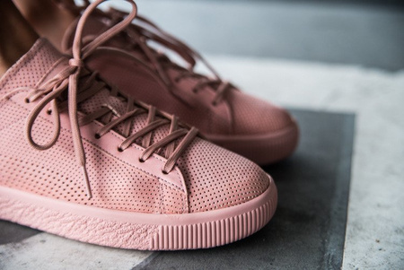PUMA X STAMPD CLYDE CAMEO BROWN (362736-04)