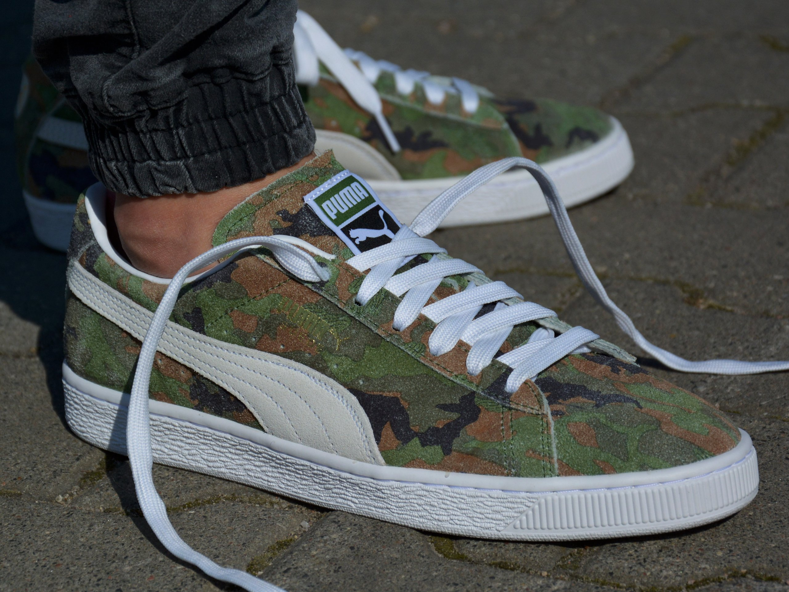 Puma - Suede Classic Ambush 369626-01 - Sneakers - Green / White | Mens \\  Puma | Kicks Sport - a trusted supplier of branded sports footwear