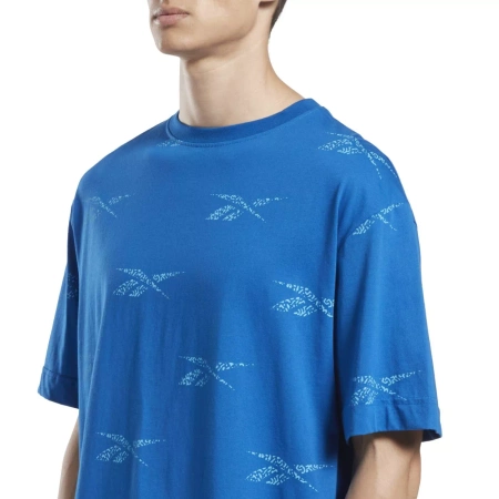 REEBOK - RI AOP TEE IB8447