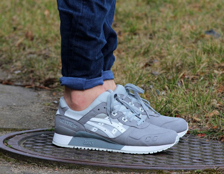 ASICS  GEL-LYTE III  (H7K4Y-9601)