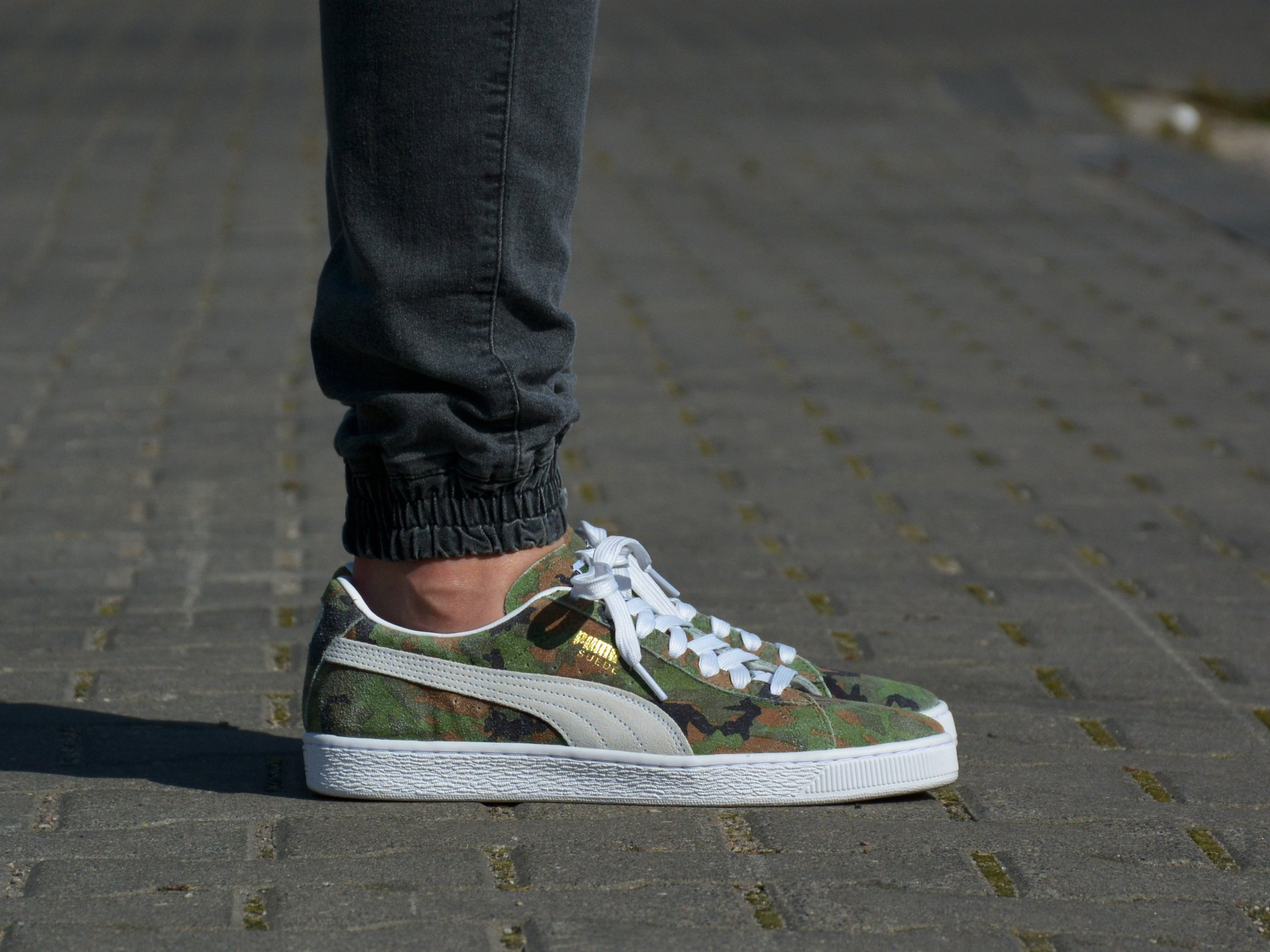 Puma - Suede Classic Ambush 369626-01 - Sneakers - Green / White | Mens \\  Puma | Kicks Sport - a trusted supplier of branded sports footwear